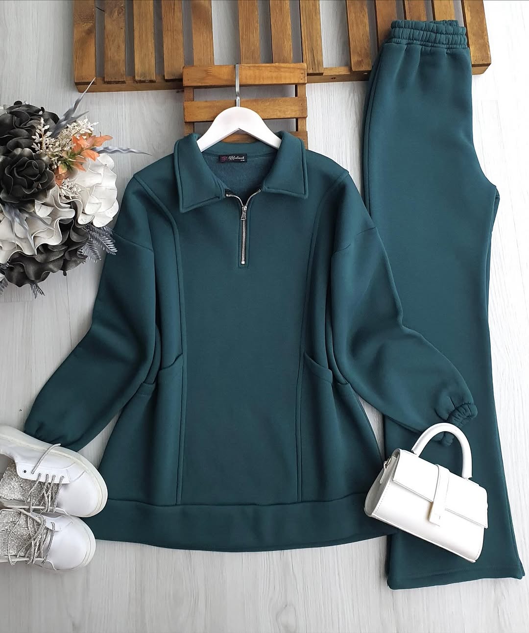 SS-108 Collar Zipper  Style 2-Pcs Winter Tracksuit